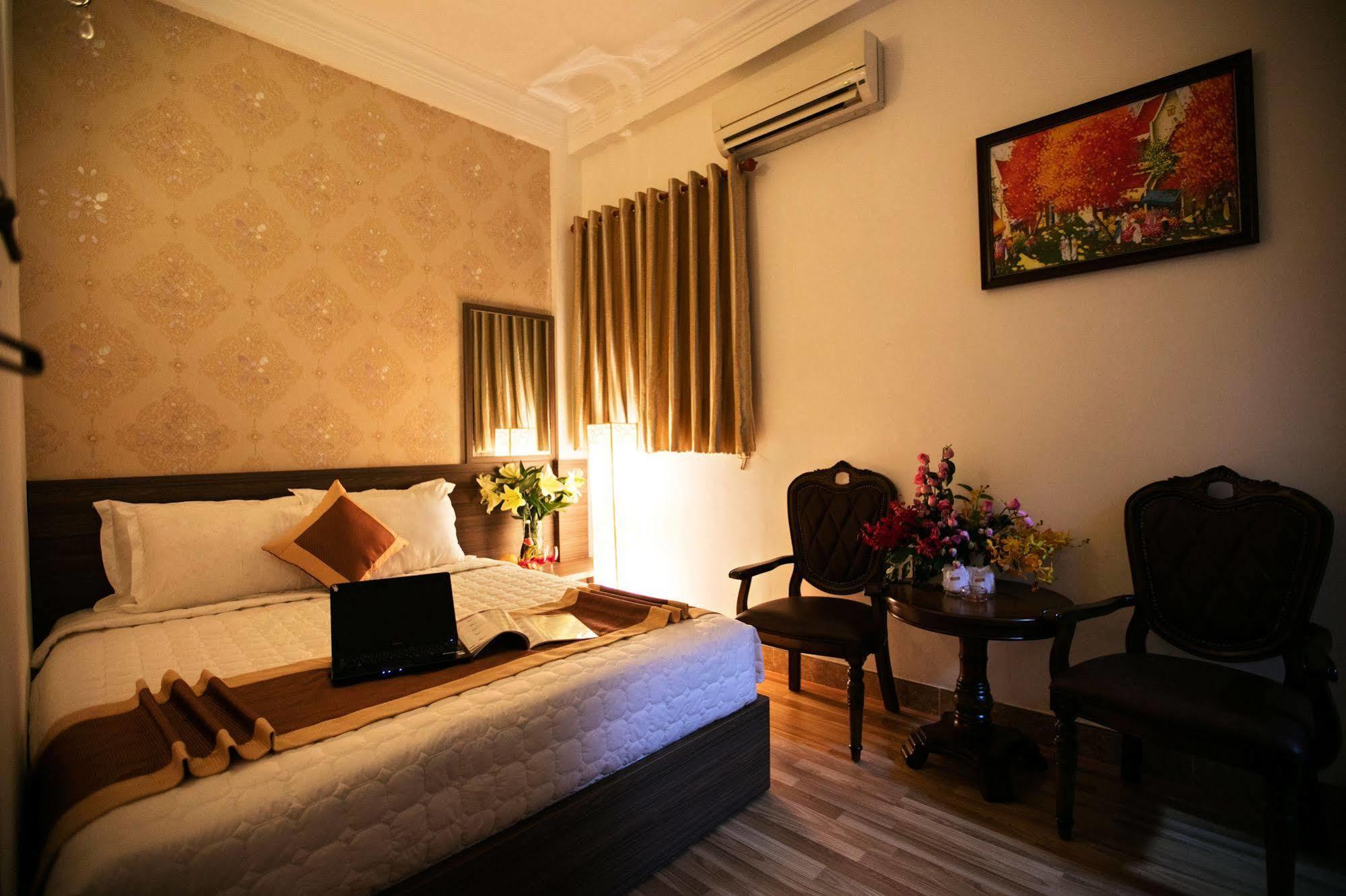 Rosa Centre Hotel Хошимин Екстериор снимка