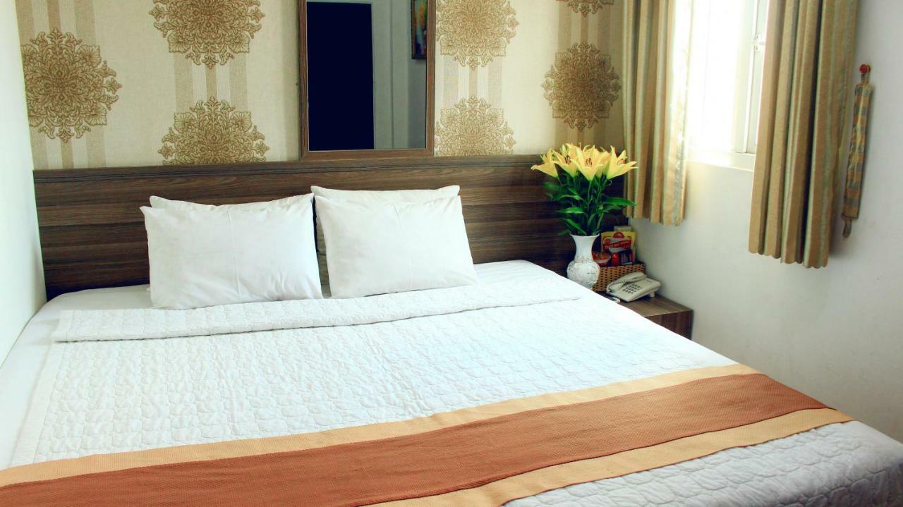 Rosa Centre Hotel Хошимин Екстериор снимка