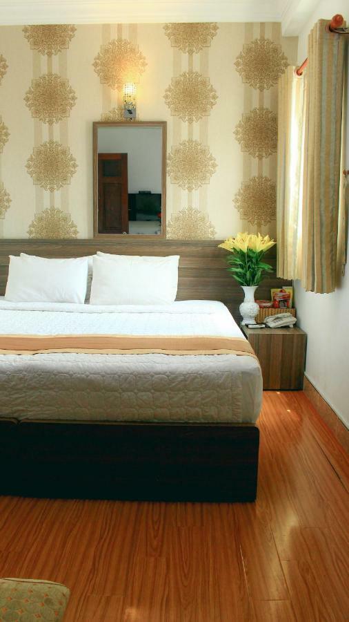 Rosa Centre Hotel Хошимин Екстериор снимка