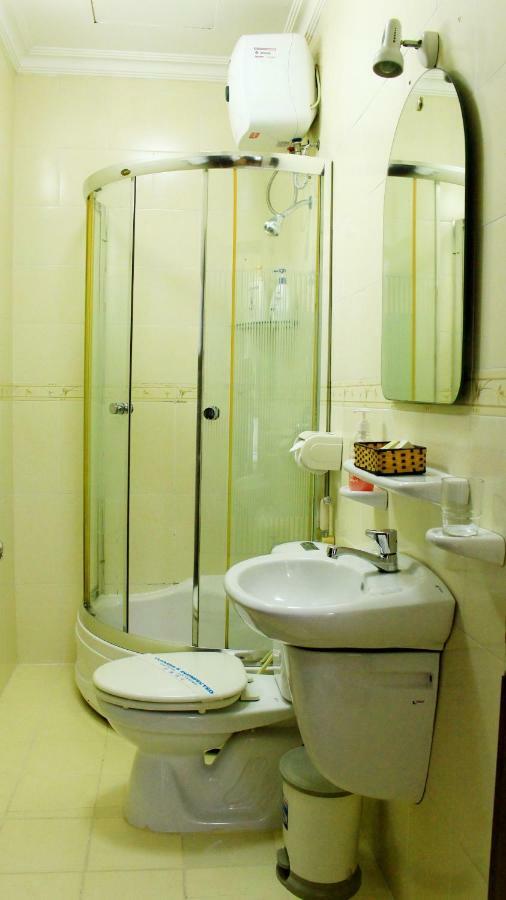 Rosa Centre Hotel Хошимин Екстериор снимка
